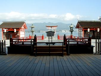 マウスクリックで拡大/縮小します