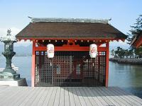 マウスクリックで拡大/縮小します