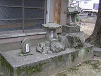 マウスクリックで拡大/縮小します