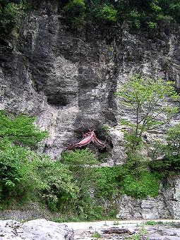 マウスクリックで拡大/縮小します