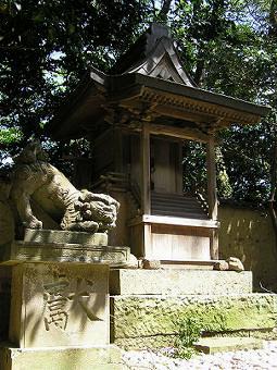 マウスクリックで拡大/縮小します