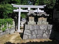 マウスクリックで拡大/縮小します