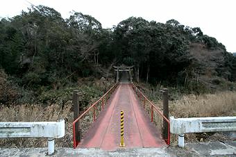 マウスクリックで拡大/縮小します