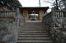 マウスクリックで拡大/縮小します