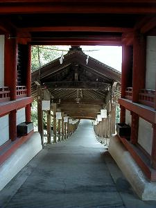 マウスクリックで拡大/縮小します