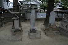 マウスクリックで拡大/縮小します