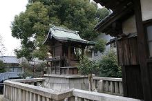 マウスクリックで拡大/縮小します