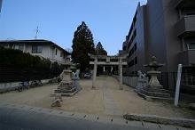 マウスクリックで拡大/縮小します