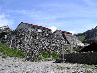 マウスクリックで拡大/縮小します