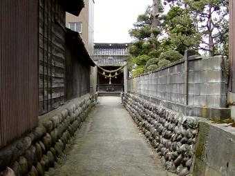 マウスクリックで拡大/縮小します