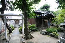 マウスクリックで拡大/縮小します