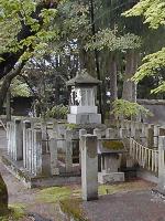 マウスクリックで拡大/縮小します