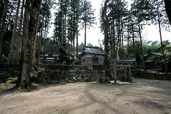 マウスクリックで拡大/縮小します