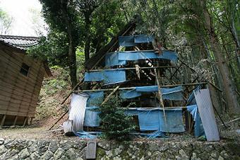 マウスクリックで拡大/縮小します