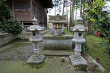 マウスクリックで拡大/縮小します