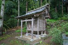 マウスクリックで拡大/縮小します