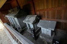 マウスクリックで拡大/縮小します