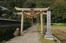 マウスクリックで拡大/縮小します