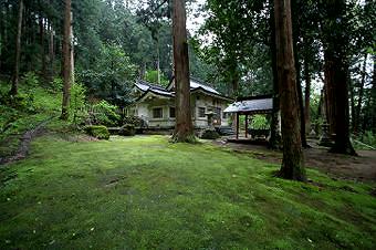 マウスクリックで拡大/縮小します