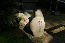 マウスクリックで拡大/縮小します