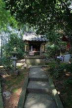 マウスクリックで拡大/縮小します