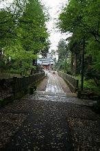 マウスクリックで拡大/縮小します