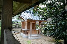 マウスクリックで拡大/縮小します