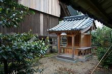 マウスクリックで拡大/縮小します