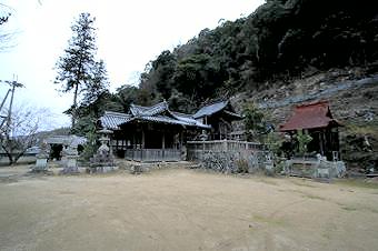 マウスクリックで拡大/縮小します