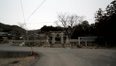 マウスクリックで拡大/縮小します