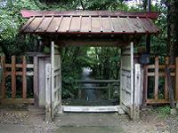 マウスクリックで拡大/縮小します