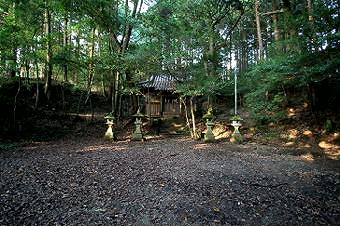 マウスクリックで拡大/縮小します