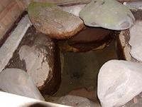 マウスクリックで拡大/縮小します