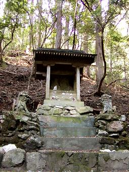 マウスクリックで拡大/縮小します