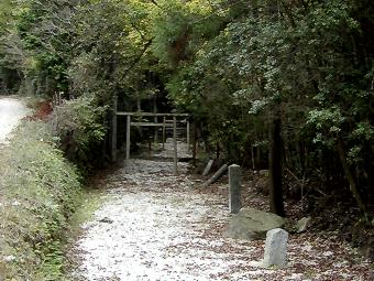 マウスクリックで拡大/縮小します