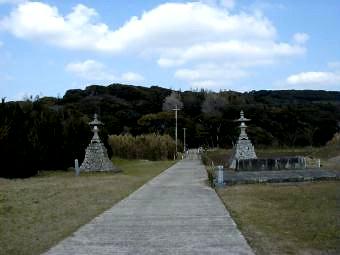 マウスクリックで拡大/縮小します