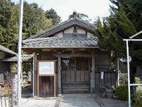 マウスクリックで拡大/縮小します