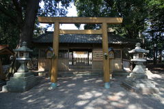 マウスクリックで拡大/縮小します