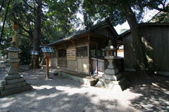 マウスクリックで拡大/縮小します