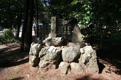 マウスクリックで拡大/縮小します