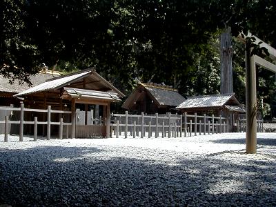 マウスクリックで拡大/縮小します