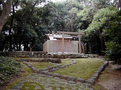 マウスクリックで拡大/縮小します