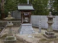 マウスクリックで拡大/縮小します