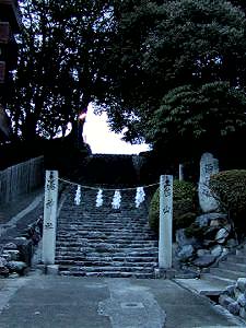 マウスクリックで拡大/縮小します