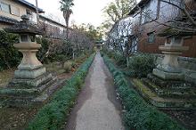 マウスクリックで拡大/縮小します