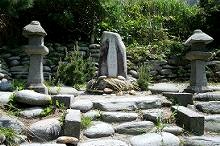 マウスクリックで拡大/縮小します