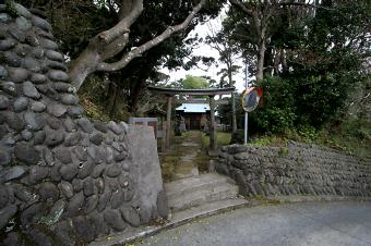 マウスクリックで拡大/縮小します