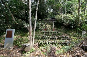 マウスクリックで拡大/縮小します