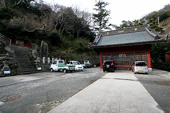 マウスクリックで拡大/縮小します