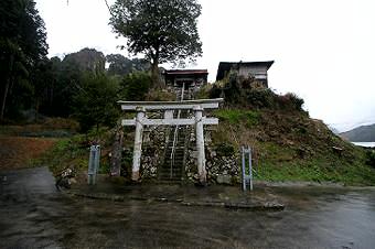 マウスクリックで拡大/縮小します